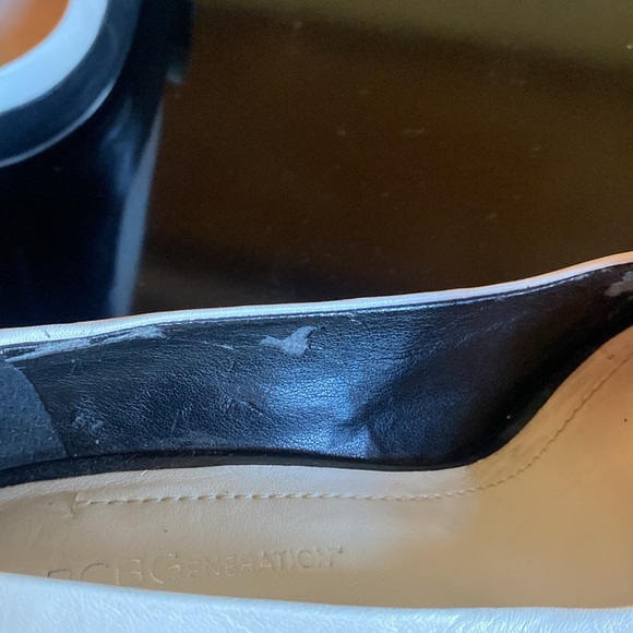 BCBGeneration black-and-white high heel open toe dress shoes - Picture 9 of 9